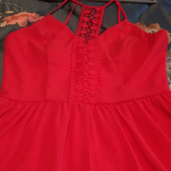 Cute red romper - Picture 2 of 6